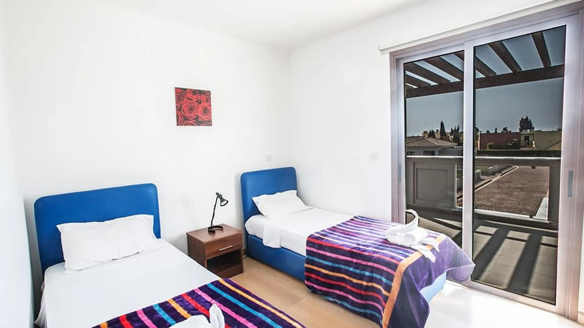 Villa Petreris Enas - Stunning 3 Bedroom Ayia Napa Villa With Pool - Short Walk To Nissi Avenue