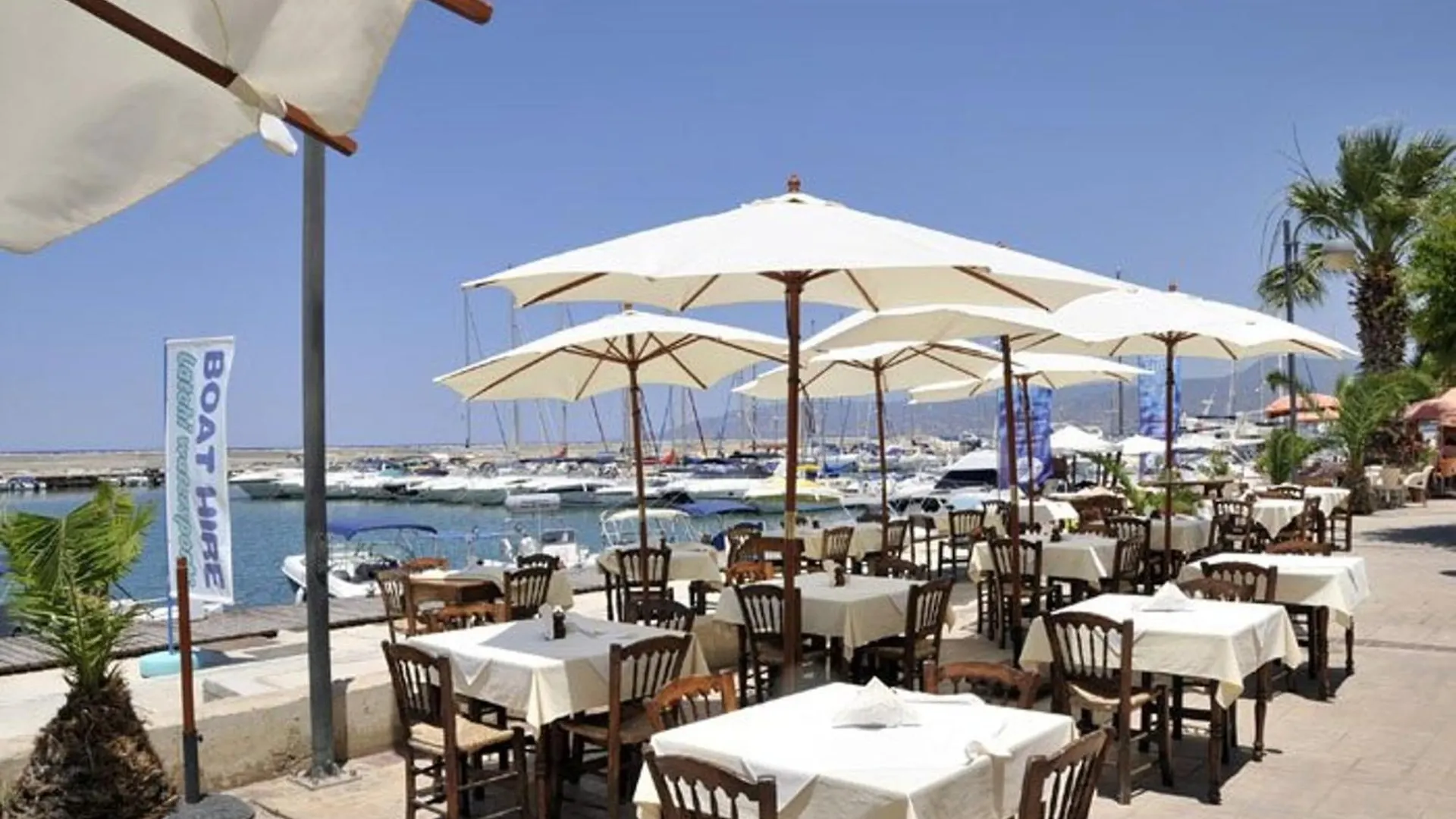Villa Petreris Enas - Stunning 3 Bedroom Ayia Napa Villa With Pool - Short Walk To Nissi Avenue